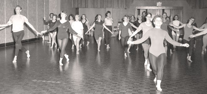 Florence Cobb's dance class at Minnesota State Mankato
